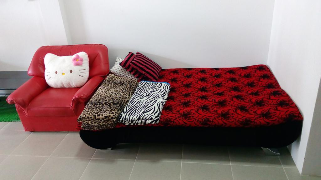 Suratthani Airport Campsite Surat Thani Esterno foto